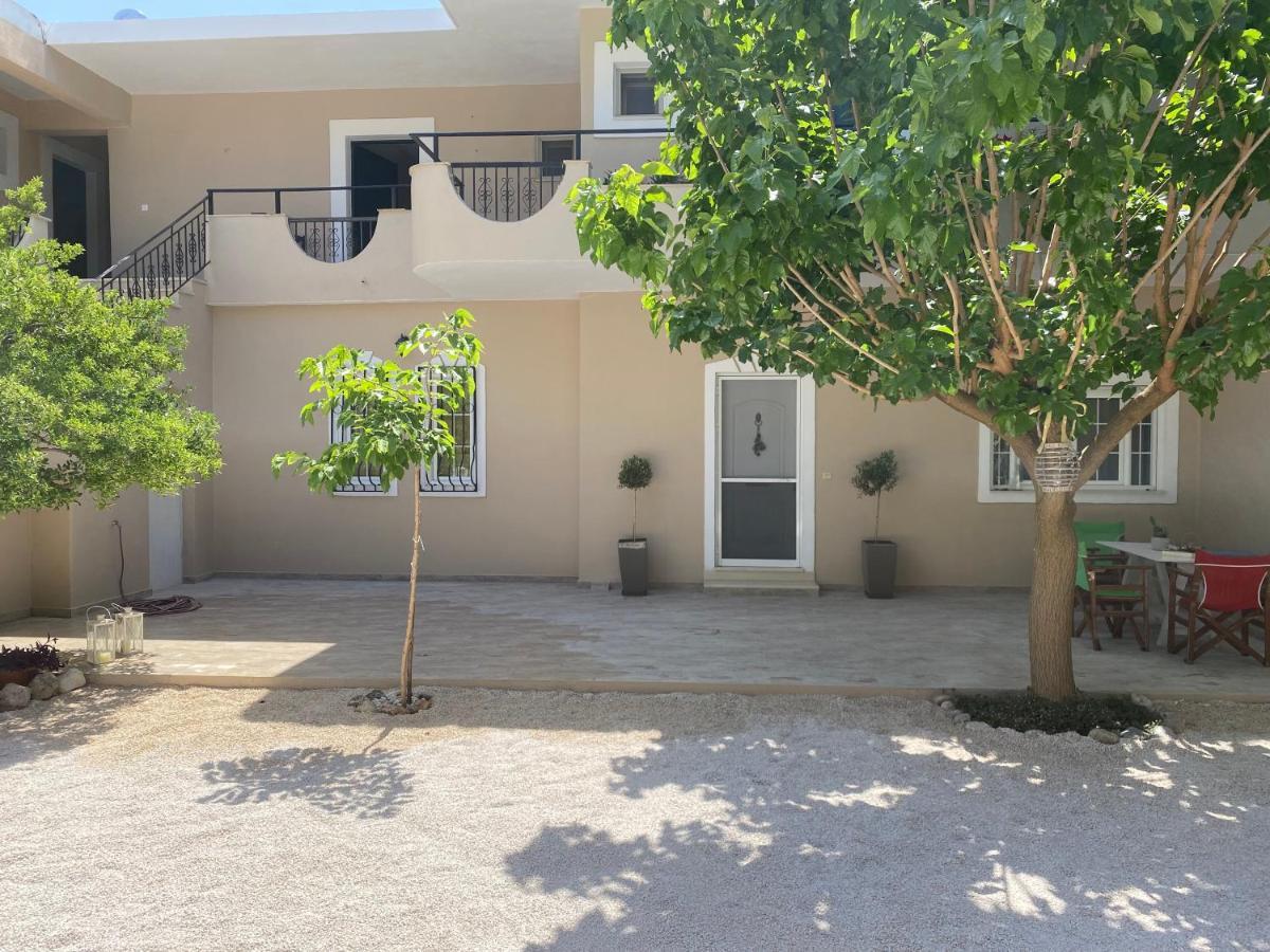 Libera Private Rooms Парга Екстер'єр фото