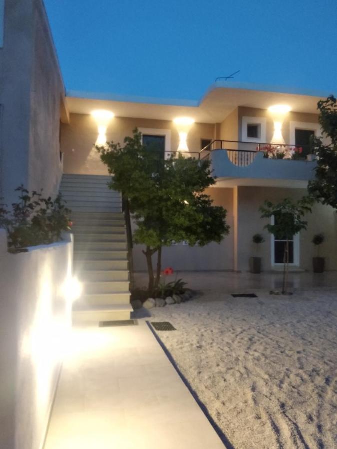 Libera Private Rooms Парга Екстер'єр фото